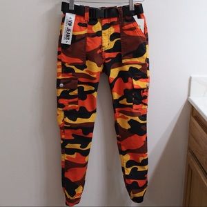 NEW Sculpting Cargo Pants with Belt